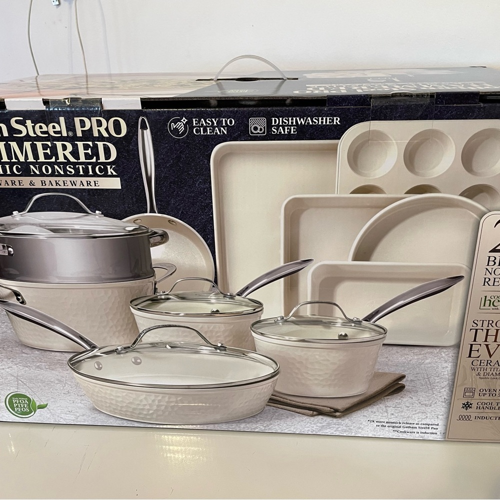 Hammered Ceramic Nonstick Cookware Set - Cream